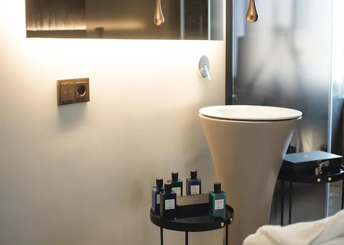 Acomodação com café da manhã  Tritone Luxury Fontana Di Trevi 4*