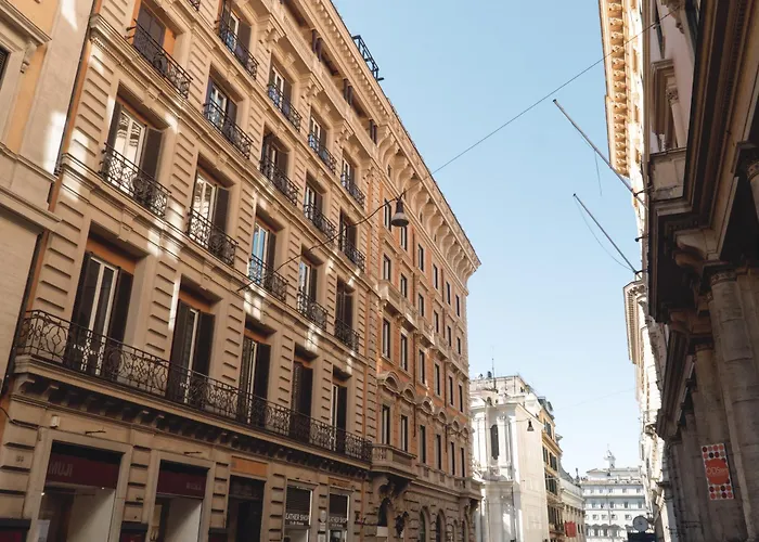 Oda ve Kahvaltı Tritone Luxury Fontana Di Trevi 4*